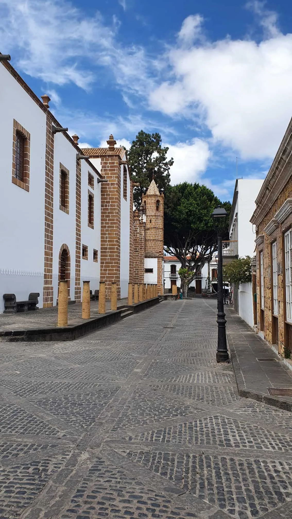 Straatje in het dorpje Teror op Gran Canaria