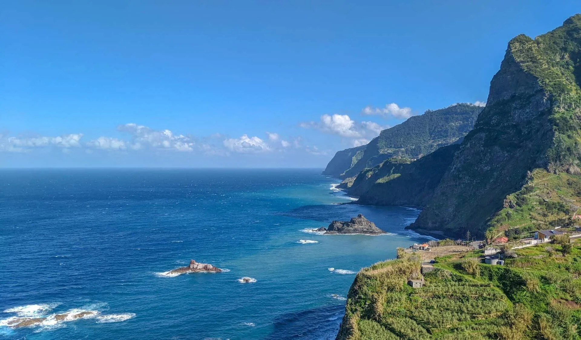 Grillige kustlijn Madeira / kleinschalige hotels